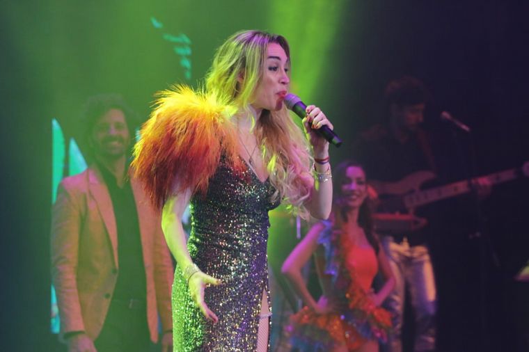 Fátima Florez estrenó su obra en Carlos Paz.