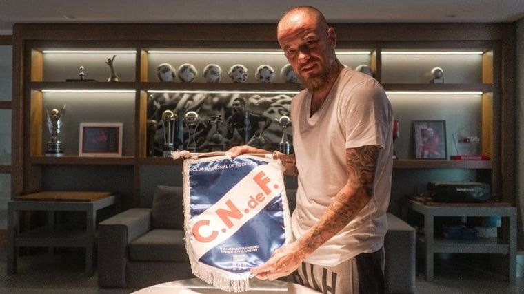 Andrés D'Alessandro acordó su llegada a Nacional de Montevideo.