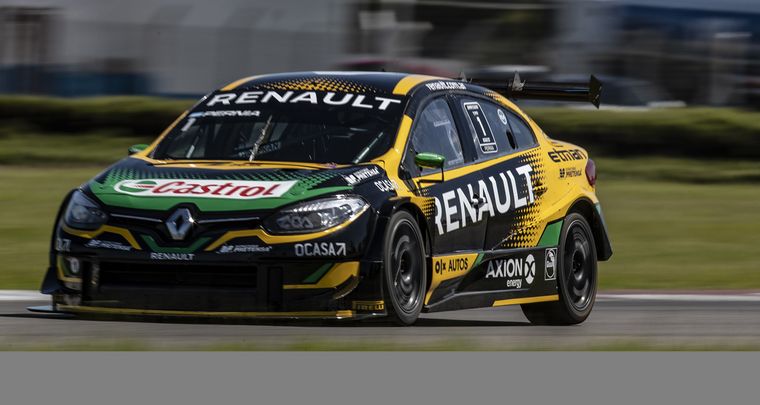 Leonel Pernia (Renault) contundente el sábado de Río Cuarto.