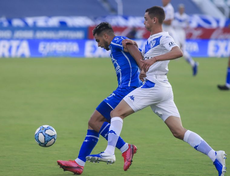 Vélez es el primer finalista de la zona Complementación.