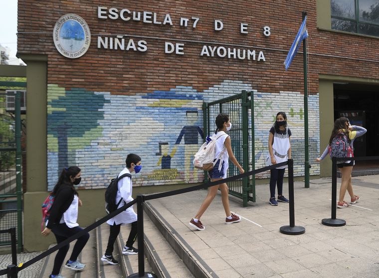 Senadores de Juntos por el Cambio presentaron un proyecto para la vuelta a clases.