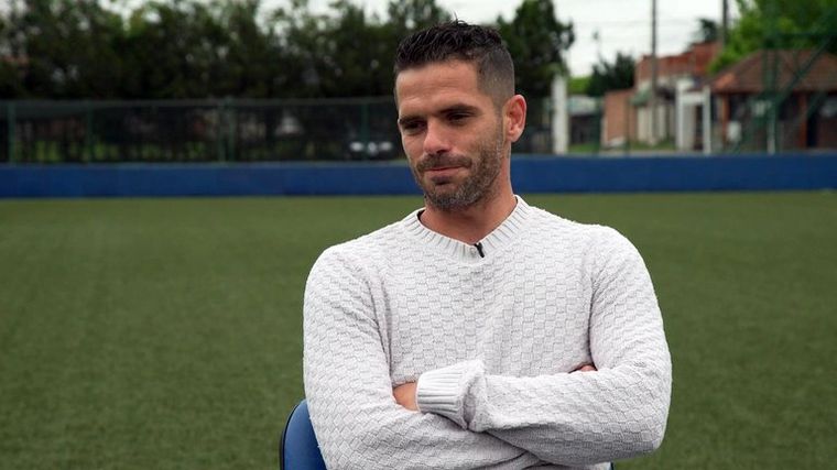 Gago tendrá su primera experiencia como DT en Aldosivi.