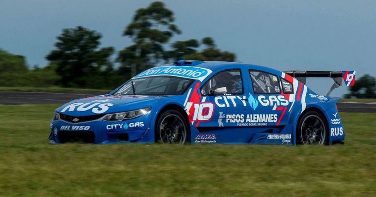 Diego Azar y otra victoria impecable en Top Race V6, ahora en Paraná.