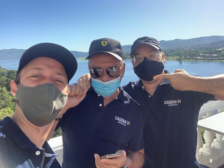 Los tres mosqueteros navegaron el San Roque en hidropedal