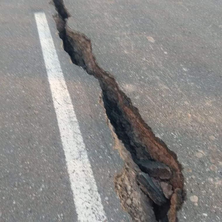 Grietas en la ruta 40 (Foto: Diario Huarpe)