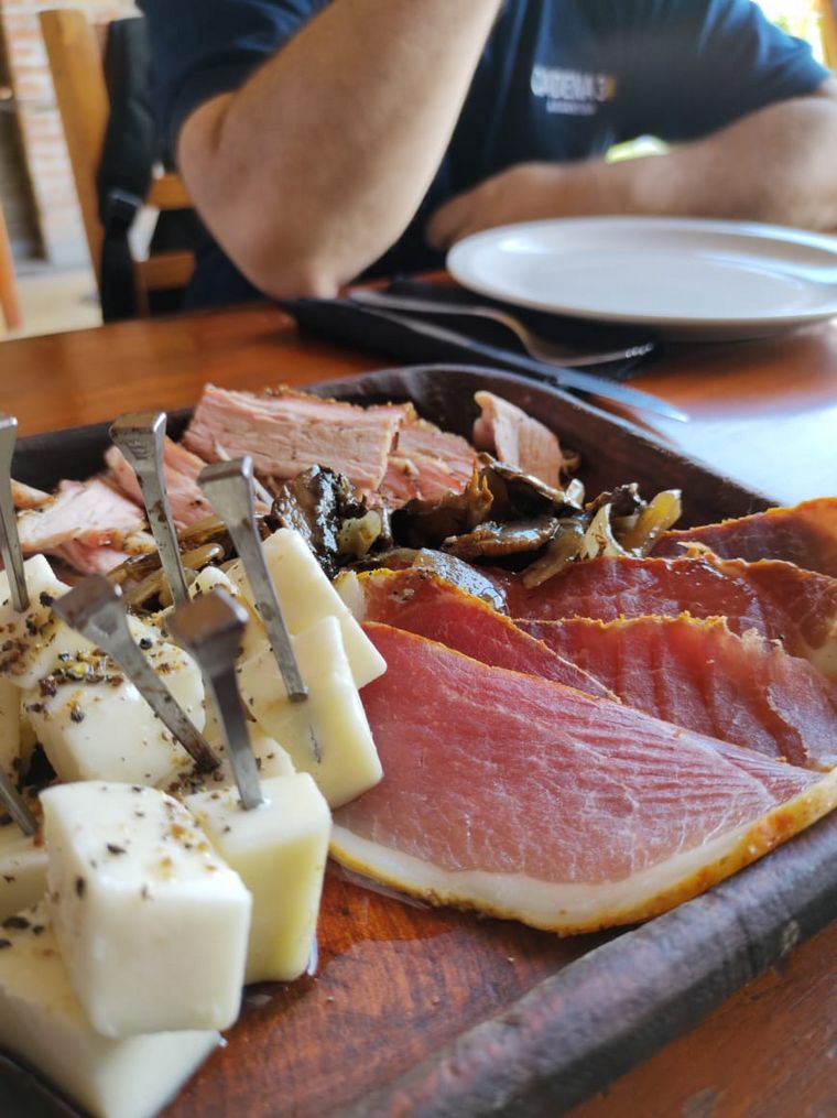 Punto G, el típico bodegón serrano con sabores históricos