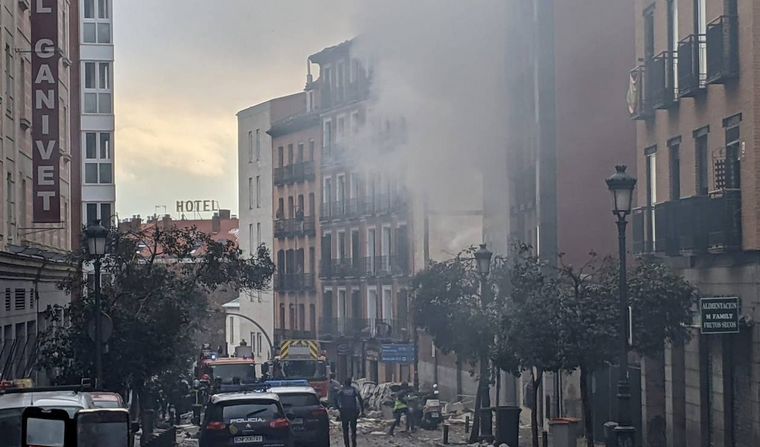 FOTO: Explosión en un edificio del centro de Madrid. 