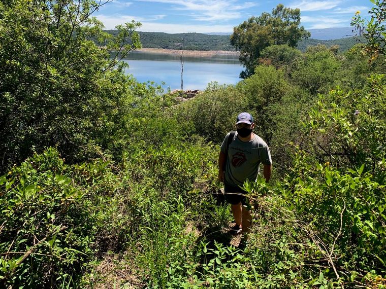Matías Arrieta practicó senderismo en Villa de las Rosas