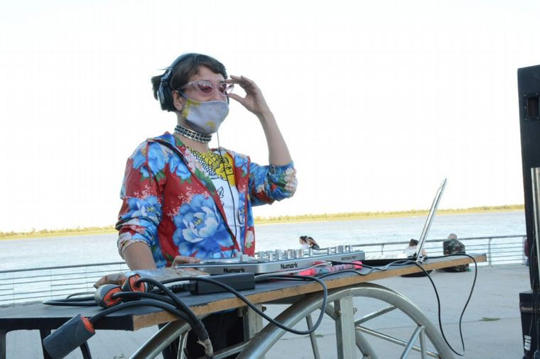 Una recorrida por el Mercado de Frutos Culturales en Rosario