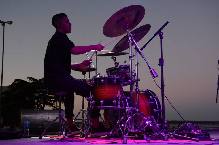 Una recorrida por el Mercado de Frutos Culturales en Rosario