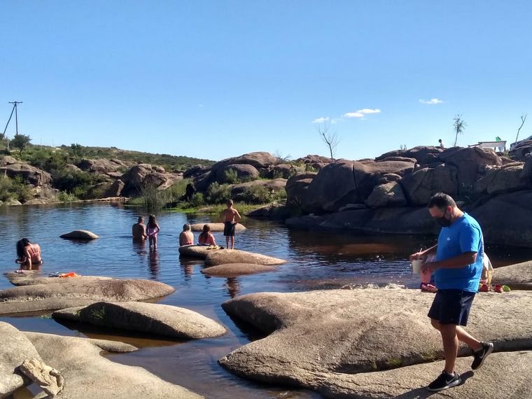 Los Corrales, un balneario natural en Traslasierra.