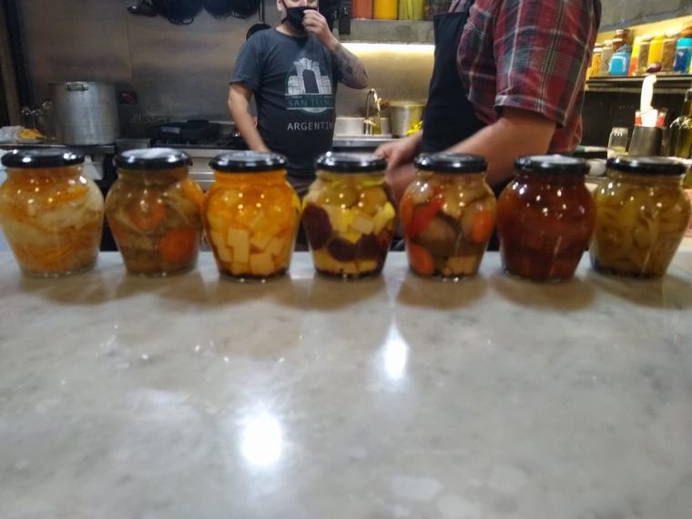 El pintoresco Mercado de San Telmo.