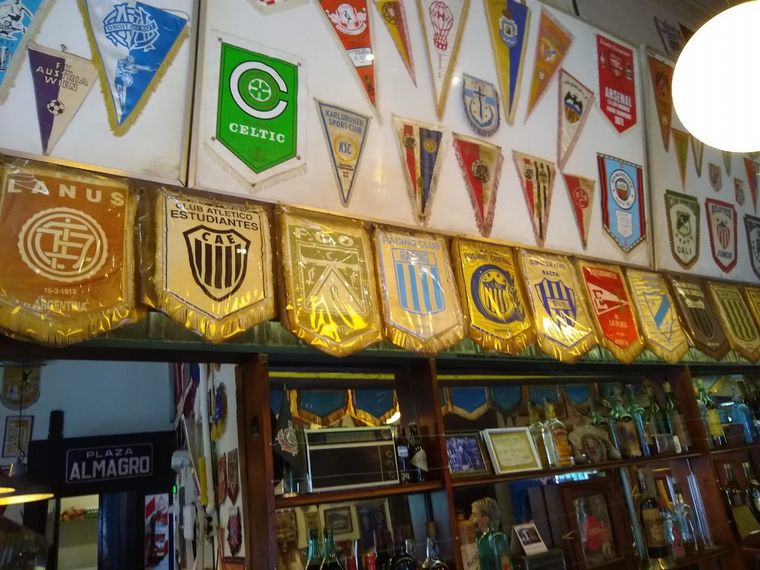 El Banderín, un café bar para fanáticos del fútbol