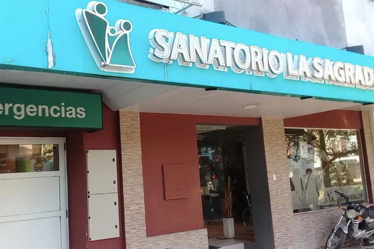 La mujer estuvo a punto de ser cremada viva por un error.