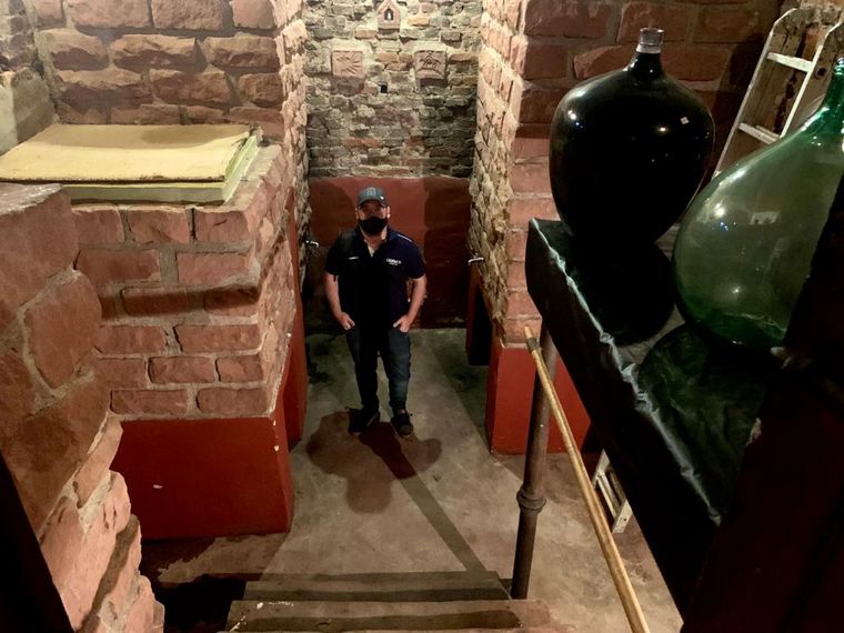 Vinos y salames, los dos emblemas de Colonia Caroya