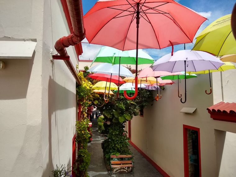 Solar de French, un paseo con tintes patriotas