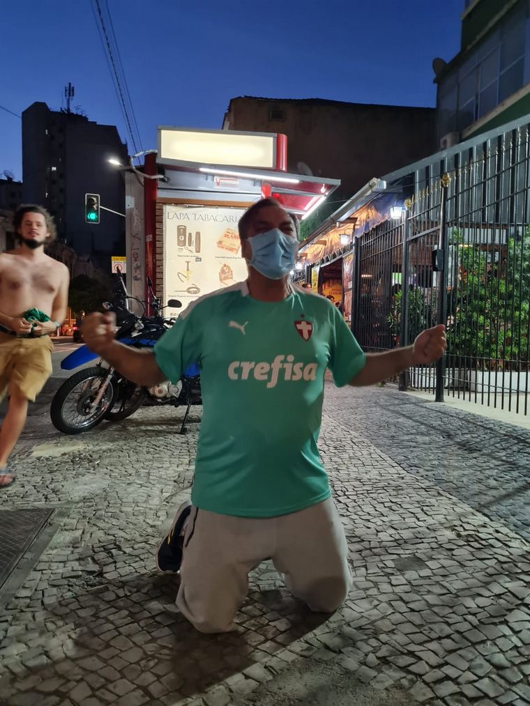 Festejo de los hinchas de los Palmeiras por ser campeón de América
