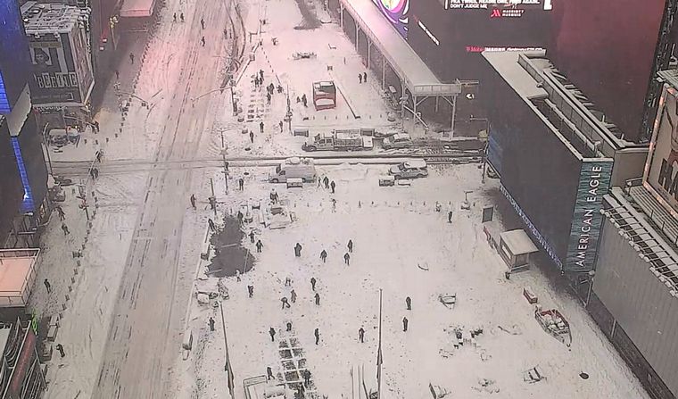 Se registraron fuertes vientos y al menos medio metro de nieve en algunas zonas.