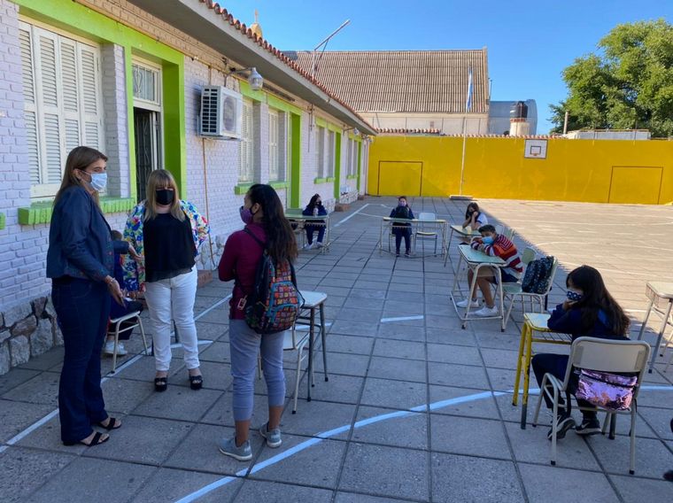 Colegios en Córdoba iniciaron la revinculación con alumnos