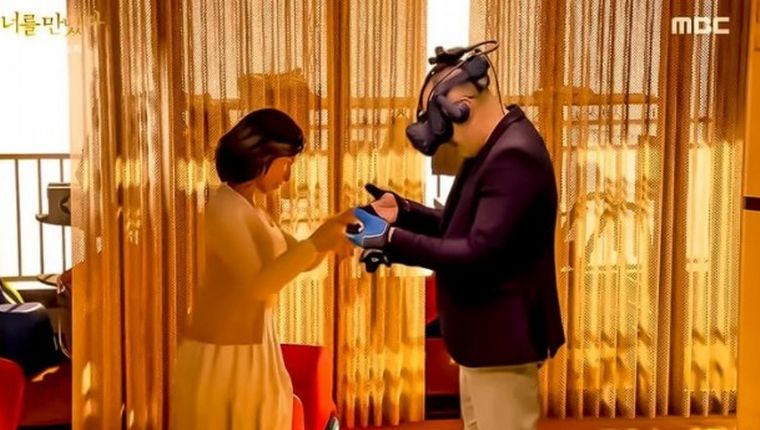 Un hombre se volvió a 