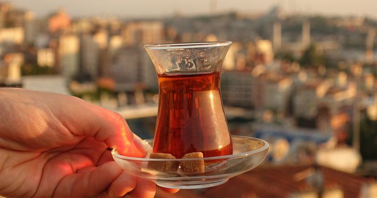 Compró saliva de un paciente con Covid para matar a su jefe