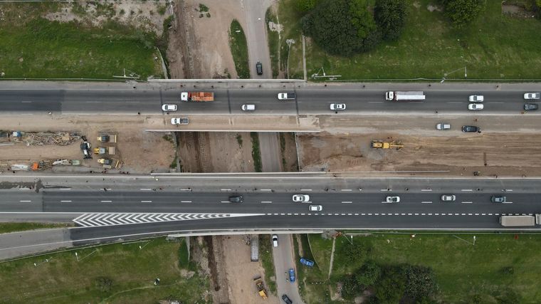 FOTO: Habilitan nuevo puente en Circunvalación y otro tramo con tercer carril en zona norte
