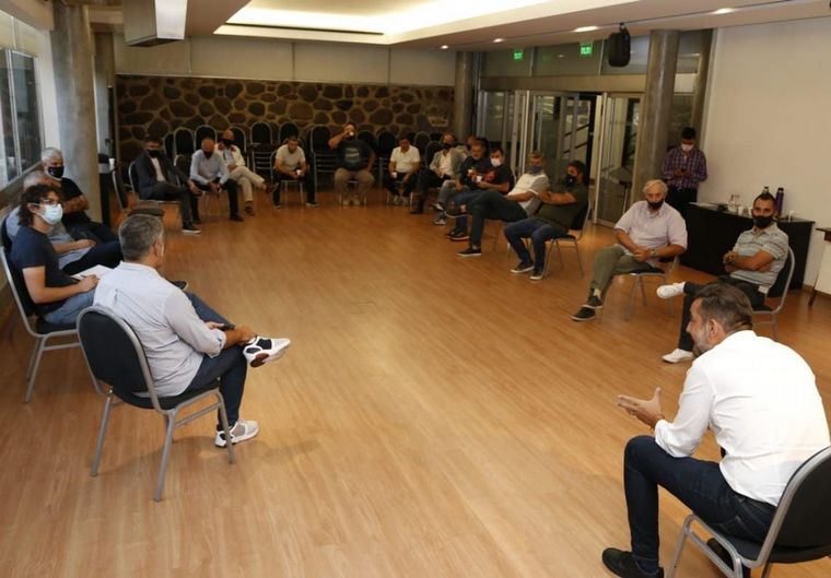 Reunión del Secretario de Gobierno Miguel Siciliano con el sector de espectáculos