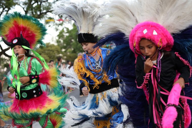 Los carnavales barriales de Córdoba, donde se destaca la comparsa de San Vicente.