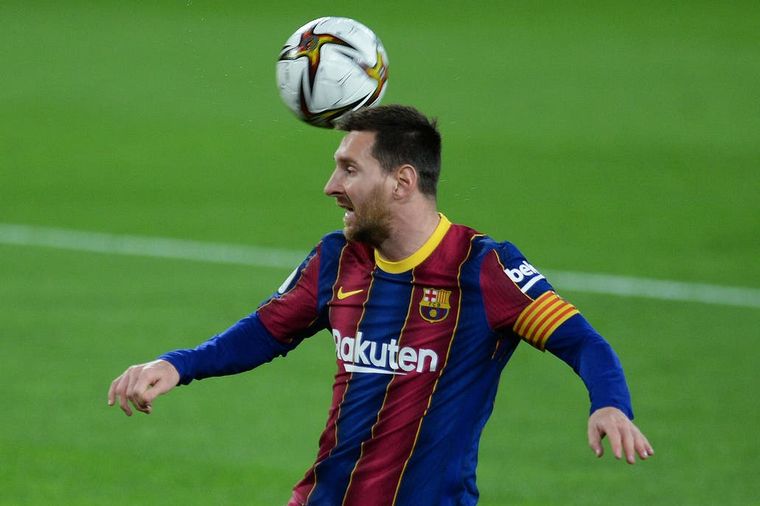 FOTO: Con dos goles de Messi, el Barcelona derrota a Alavés.