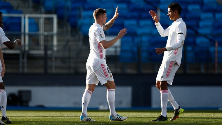 Real Madrid se enfrentó al Valencia para escalar en la tabla