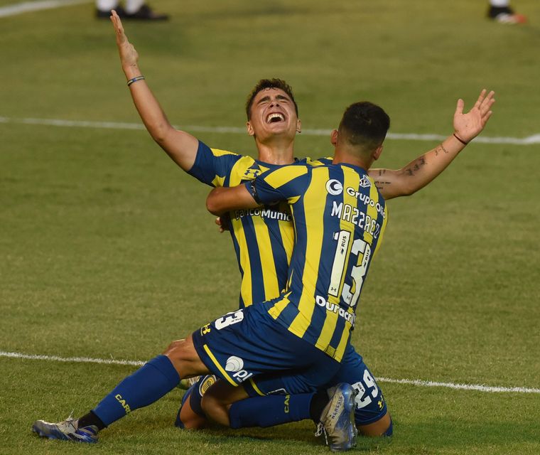 Rosario Central enfrentó en el Gigante de Arroyito a Argentinos Juniors