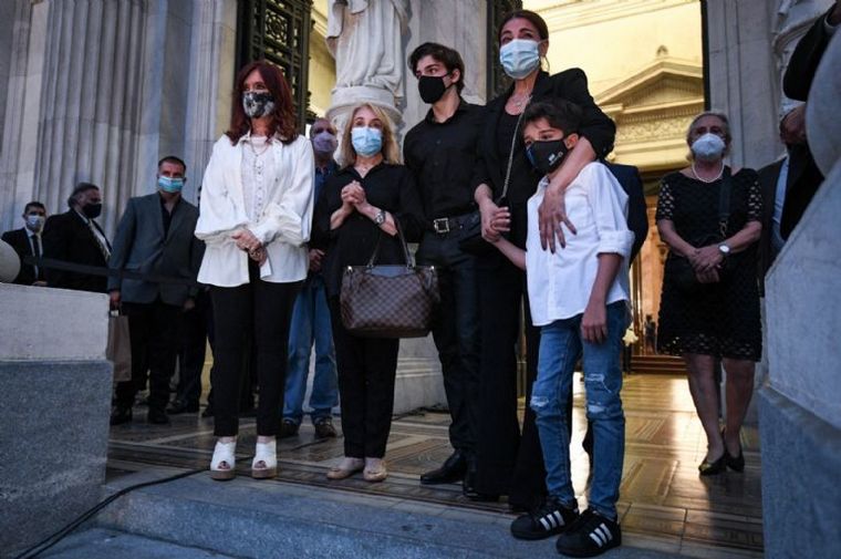 El incómodo momento de Zulemita Menem y CFK.