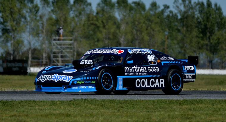 Agustín Canapino y su Chevrolet con nuevo diseño, pole en La Plata.