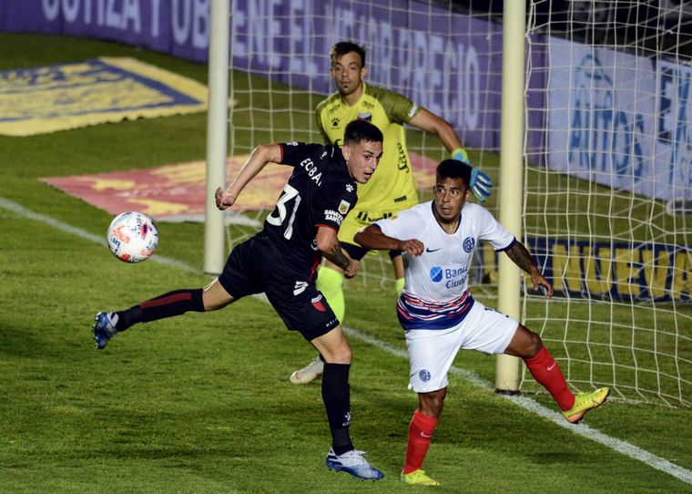 Colón se hizo fuerte de local y se quedó con los tres puntos.