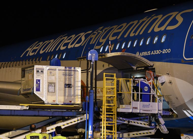 Llegaron las vacunas chinas de Sinopharm.