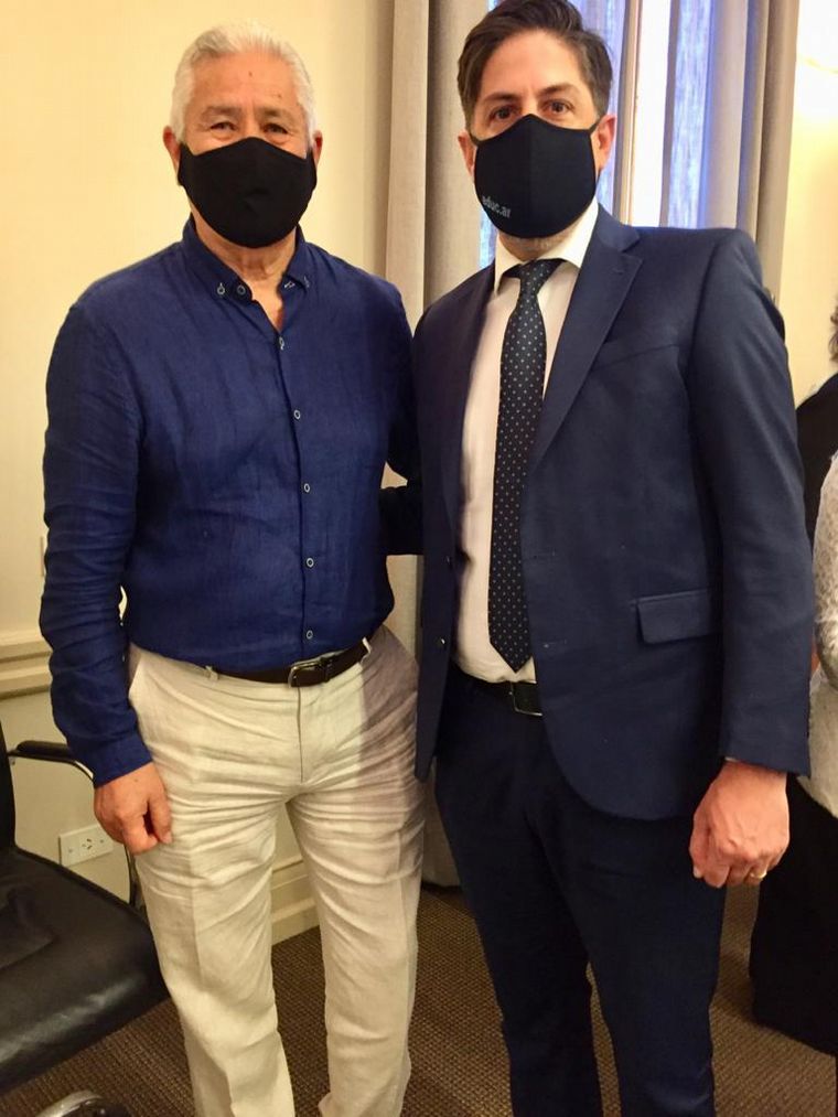 Trotta busca que se enseñe el folclore en las escuelas