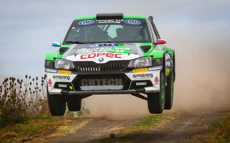 el chileno Martínez (Skoda) terminó escolta en la etapa inicial.