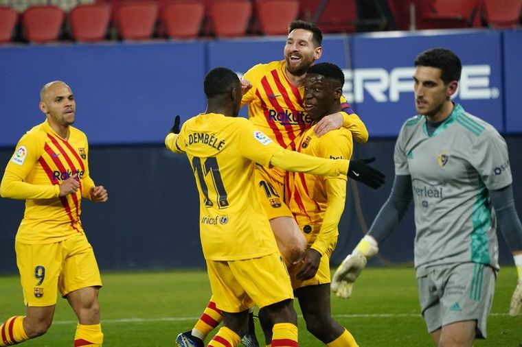 Barcelona le ganó 2-0 al Osasuna y presiona al 