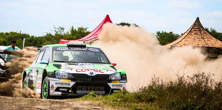 El chileno Martínez mostró su talento en el "Pagos del Tuyu", ganó con Skoda/R5