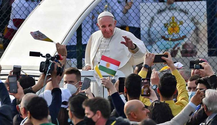 El Papa se despidió de Irak.