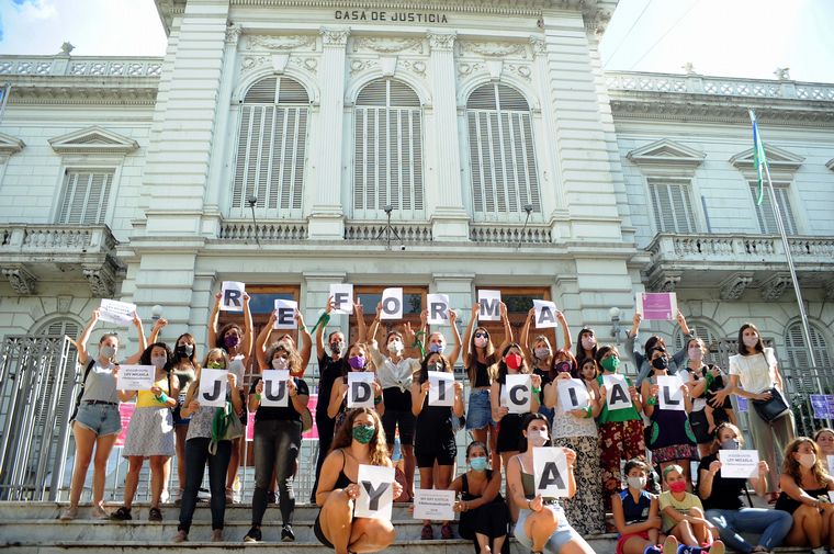 FOTO: Movilizaciones en todo el país en contra de la violencia de género.