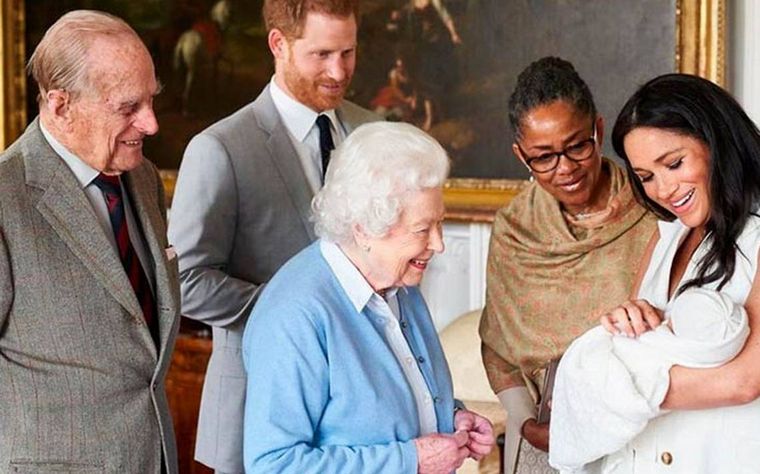 La realeza británica respondió a las acusaciones de racismo