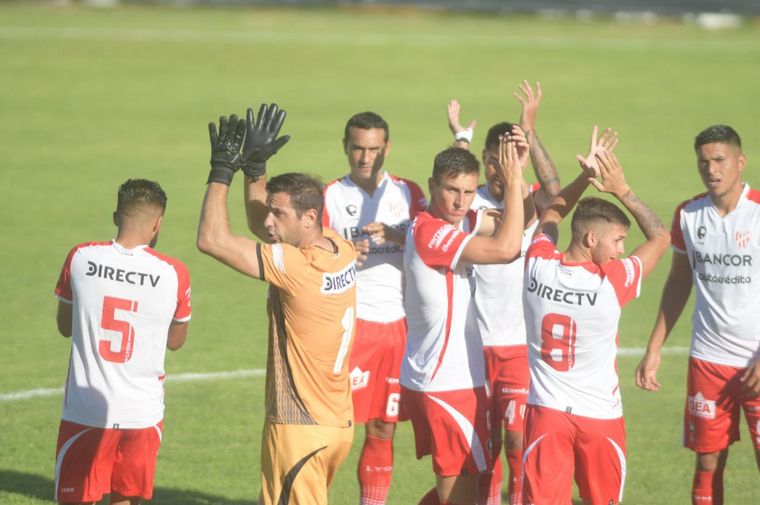 En su debut, Instituto de Córdoba empató ante Defensores