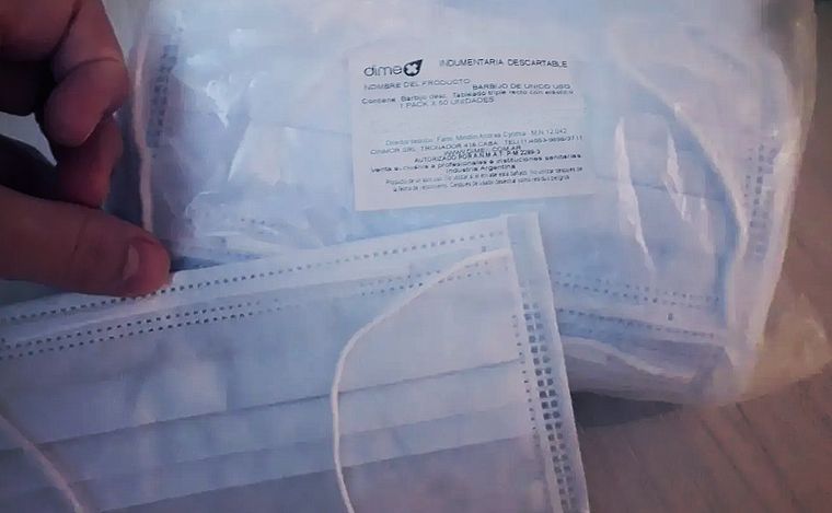 Barbijos falsificados fueron prohibidos por Anmat.