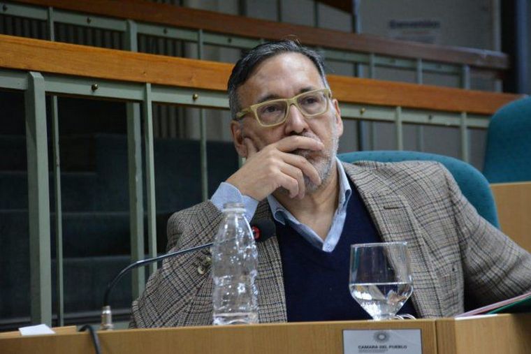 Murió por coronavirus un diputado de Encuentro Ciudadano