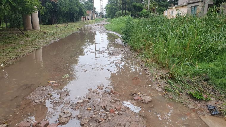 Fue intensa la lluvia en la ciudad de Córdoba.
