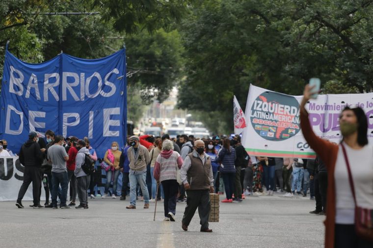 Masiva concentración de organizaciones sociales en Córdoba