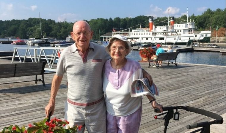 Recibió una sobredosis de la vacuna y quedó paralizada