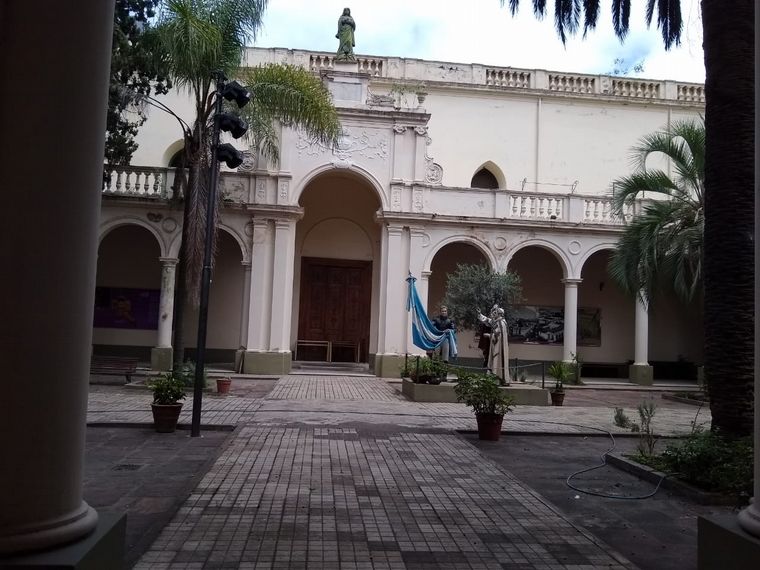 Recorrido por San Salvador de Jujuy y su histórica catedral