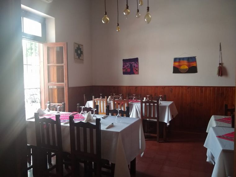 La Casona de Manolo, un restaurante con objetos antiguos